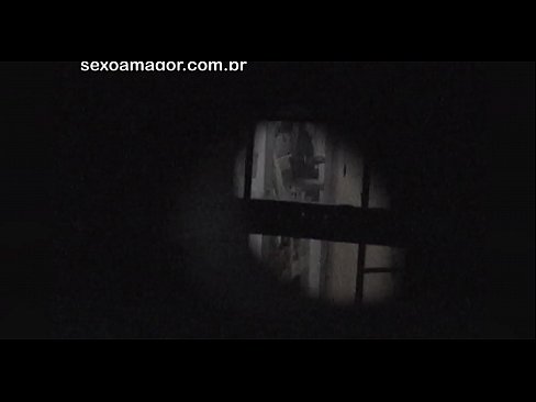 ❤️ Ξανθιά κοπέλα βιντεοσκοπήθηκε κρυφά από ηδονοβλεψία της γειτονιάς κρυμμένο πίσω από κούφια τούβλα ️❌ Ποιότητα σεξ ❌❤
